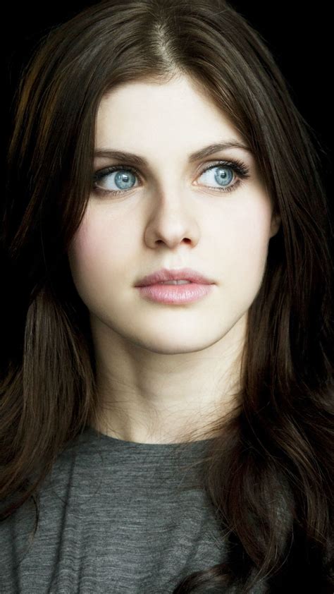 alexandra daddario eyes